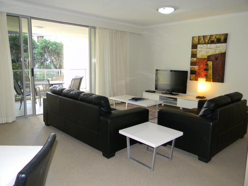 22/21 Cypress Avenue, Surfers Paradise QLD 4217