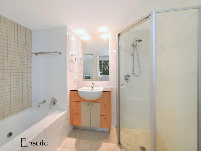 22/21 Cypress Avenue, Surfers Paradise QLD 4217