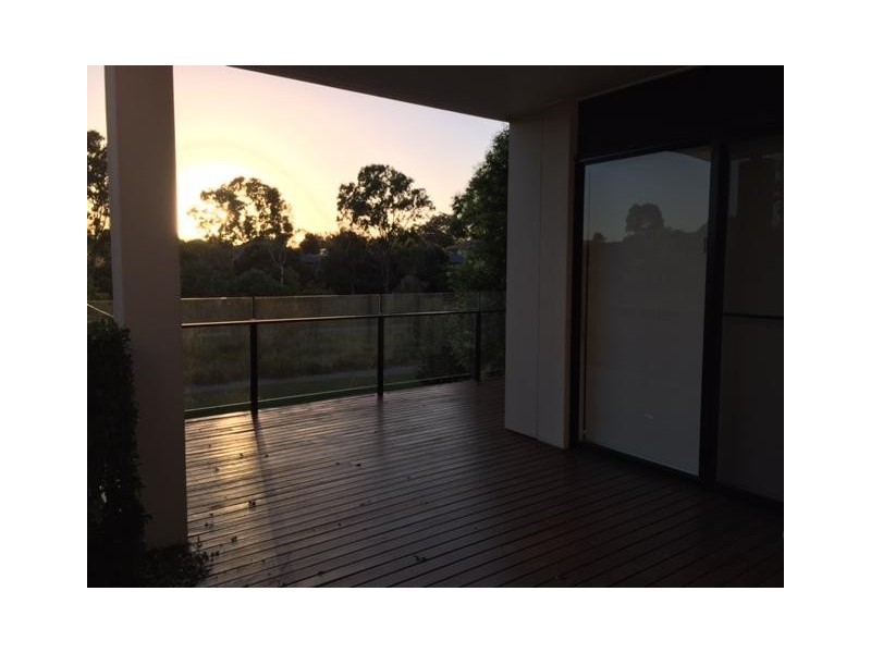 67 Easthill Drive, Robina QLD 4226