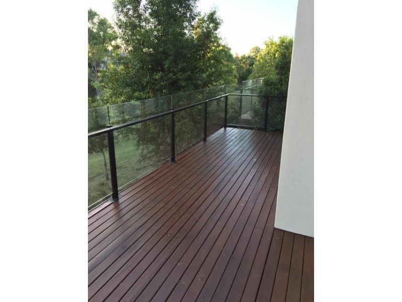 67 Easthill Drive, Robina QLD 4226