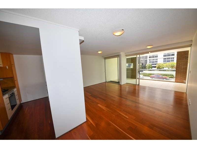 8 – 12 Macquarie St, Teneriffe QLD 4005