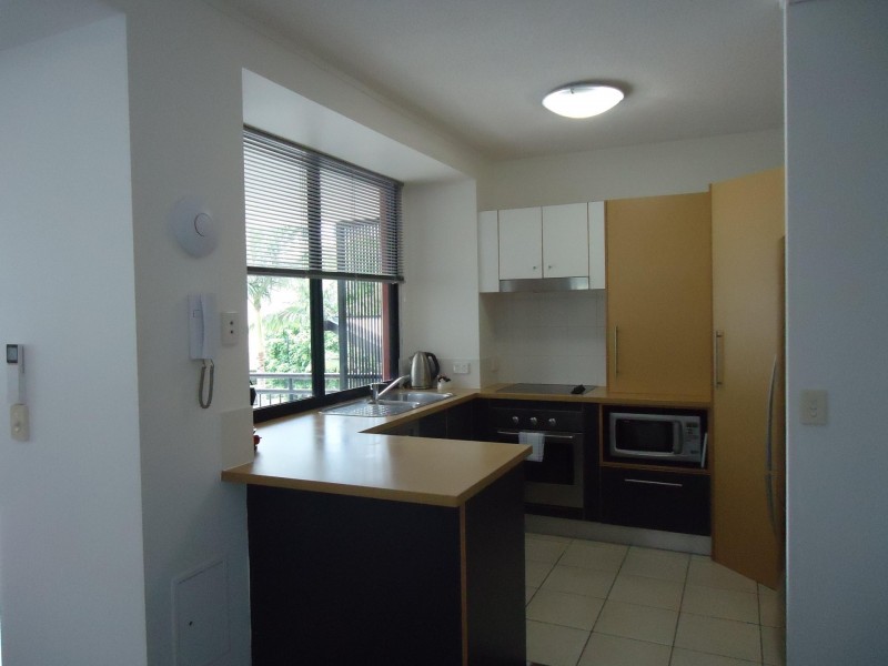 15 Goodwin Street, Kangaroo Point QLD 4169