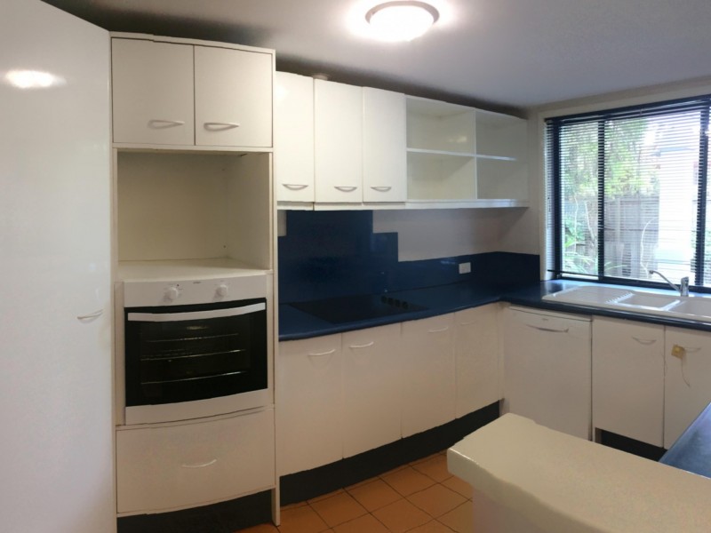 125 Hansford Road, Coombabah QLD 4216