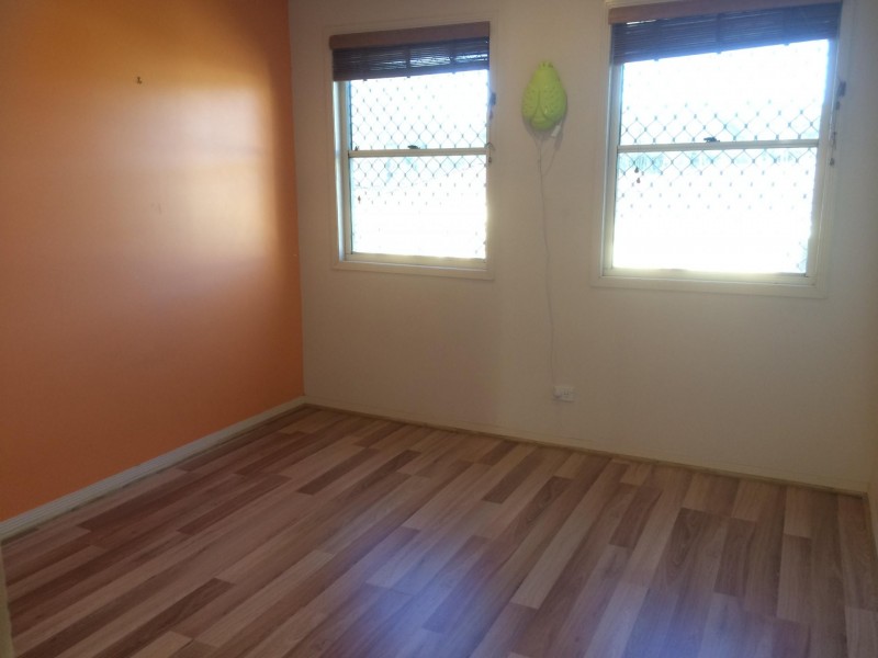 433 Brisbane Road, Arundel QLD 4214