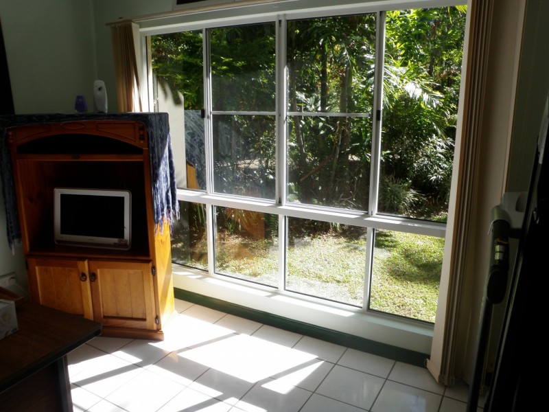 Unit 70/5-15 McGregor Street, Mooroobool QLD 4870