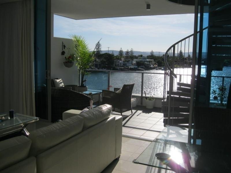 404/30-32 Paradise Island, Surfers Paradise QLD 4217
