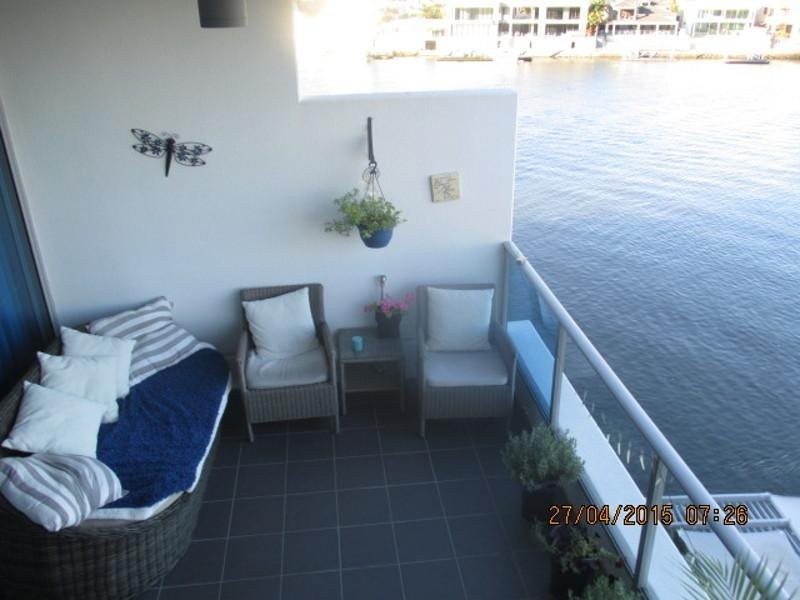 404/30-32 Paradise Island, Surfers Paradise QLD 4217