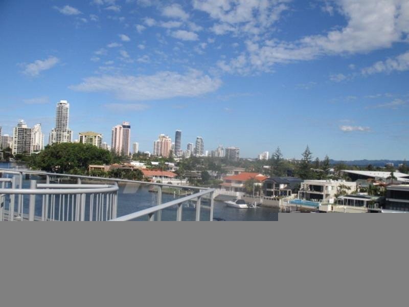 404/30-32 Paradise Island, Surfers Paradise QLD 4217