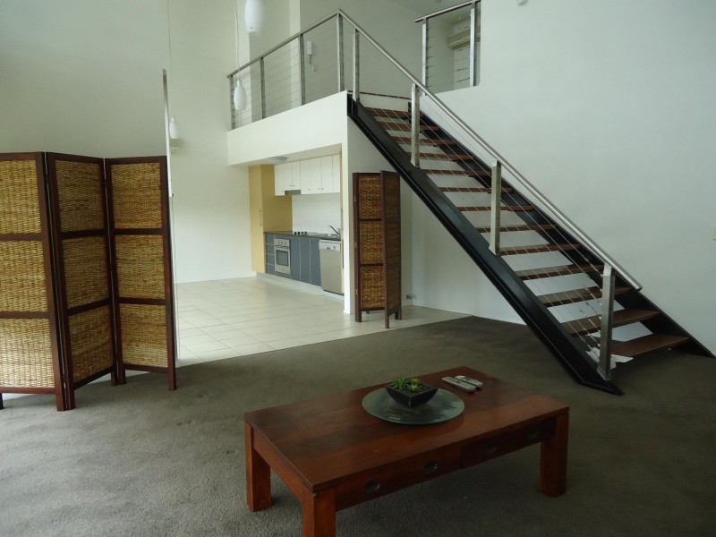 15 Goodwin Street, Kangaroo Point QLD 4169