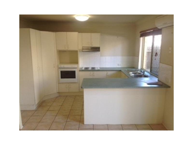120 Uxbridge, Grange QLD 4051