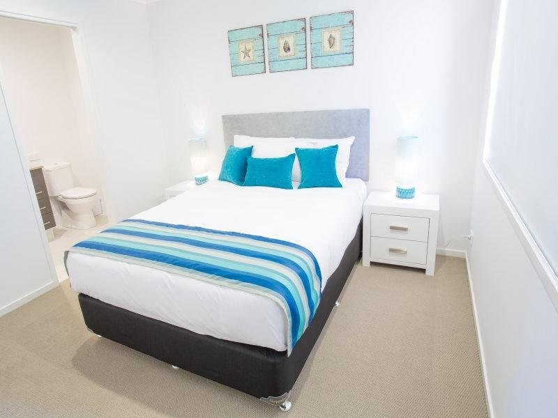 9/11 Crayfish St, Mountain Creek QLD 4557