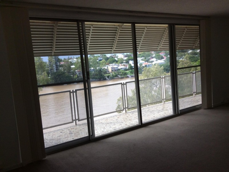 12/146 MACQUAIRE STREET, St Lucia QLD 4067