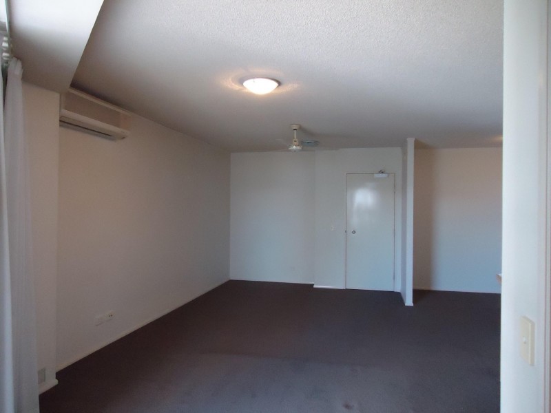 15 Goodwin Street, Kangaroo Point QLD 4169