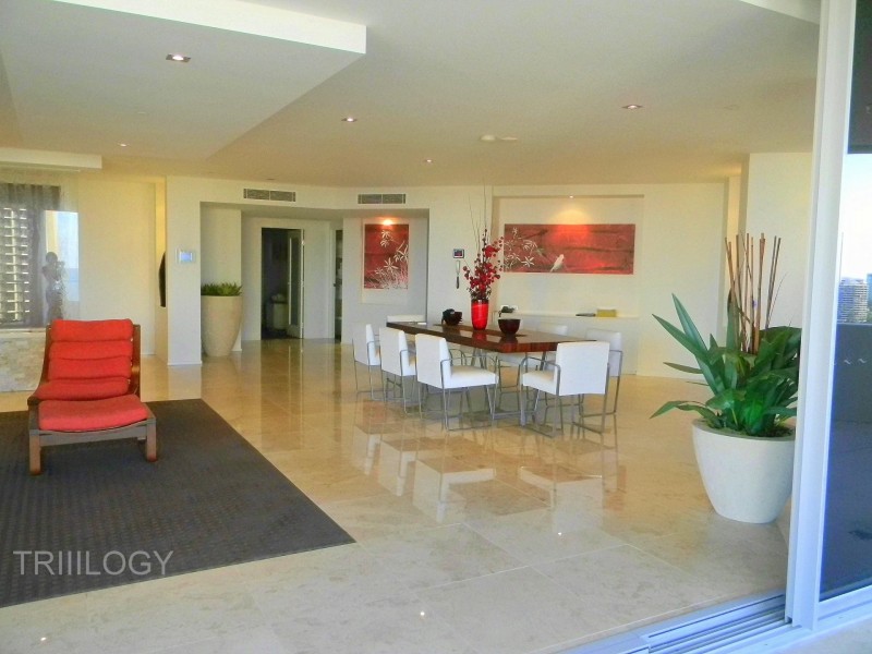 201/21-31 CYPRESS AVENUE, Surfers Paradise QLD 4217