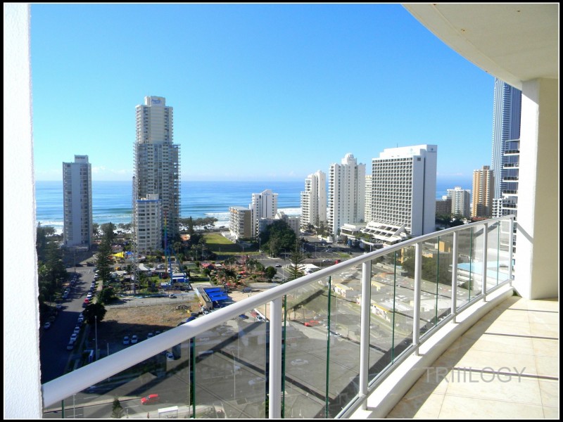 201/21-31 CYPRESS AVENUE, Surfers Paradise QLD 4217