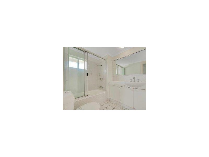 189-203 Mayers St, Manunda QLD 4870