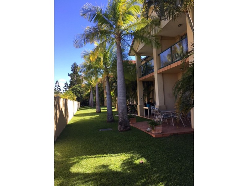B @/152 Palm Meadows Drive, Carrara QLD 4211