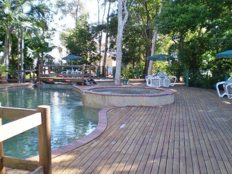 36-38 Patience Street, Manoora QLD 4870