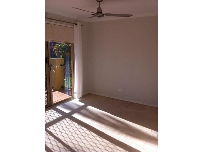 C @/152 Palm Meadows Drive, Carrara QLD 4211