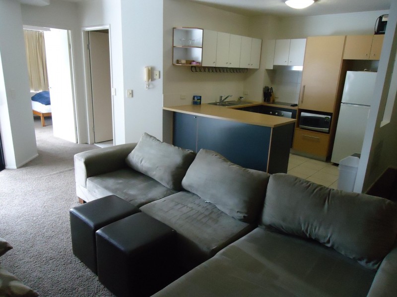 70/15 Goodwin Street, Kangaroo Point QLD 4169