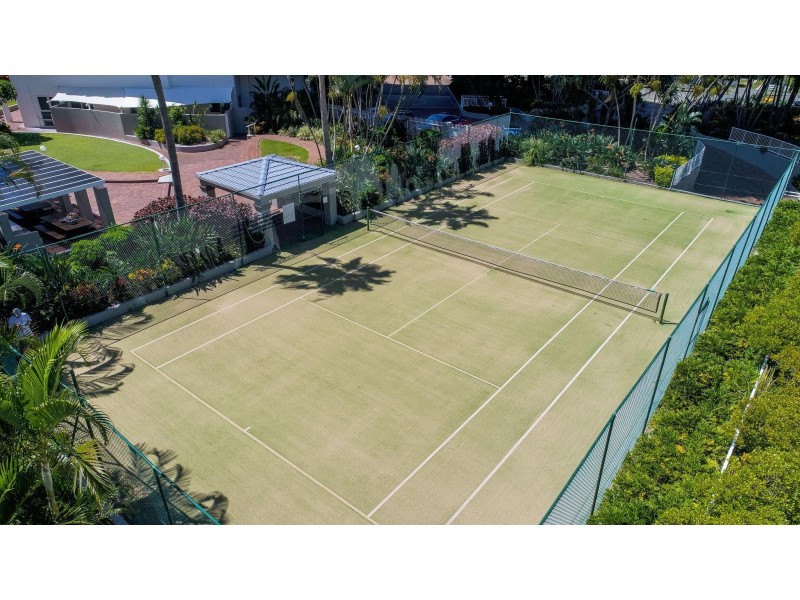 1-9 Hughes Avenue, Main Beach QLD 4217