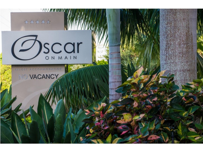 1-9 Hughes Avenue, Main Beach QLD 4217