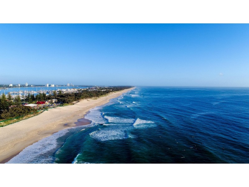 1-9 Hughes Avenue, Main Beach QLD 4217