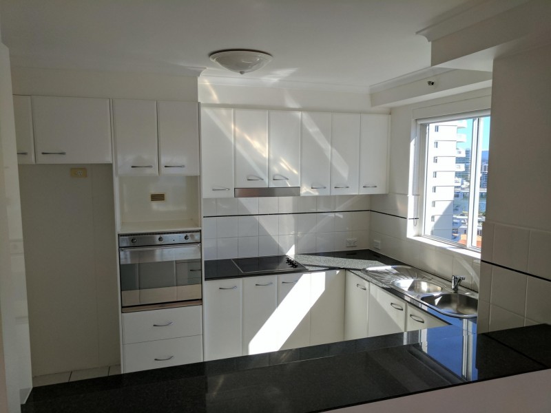 1-9 Hughes Avenue, Main Beach QLD 4217