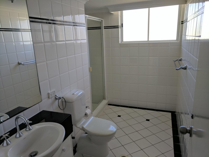 1-9 Hughes Avenue, Main Beach QLD 4217