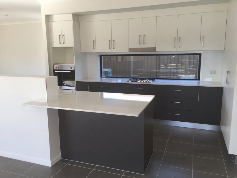 Varsity Lakes QLD 4227