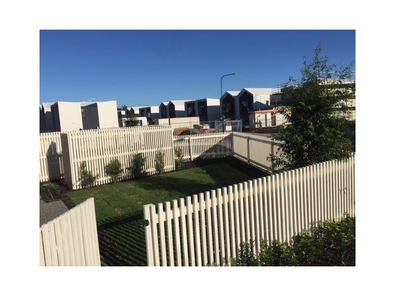 7/22 Magnoli Circuit, Palm Beach QLD 4221