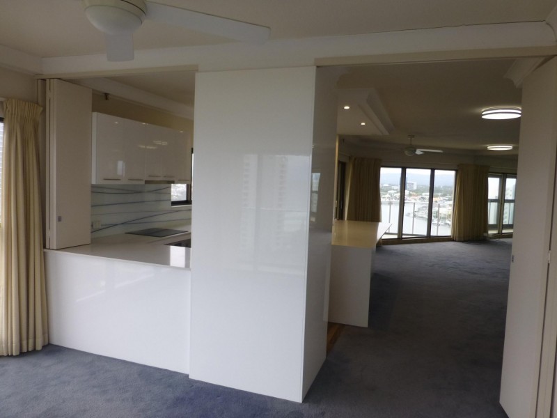 2 Admiralty Dr, Surfers Paradise QLD 4217