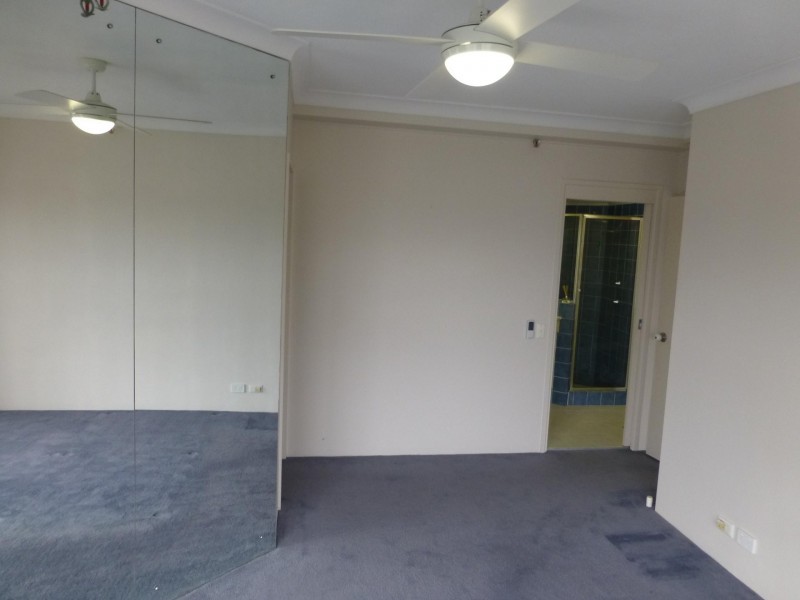 2 Admiralty Dr, Surfers Paradise QLD 4217