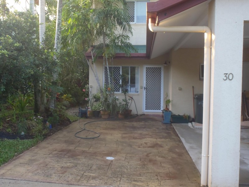 Unit 30/5-15 McGregor, Mooroobool QLD 4870