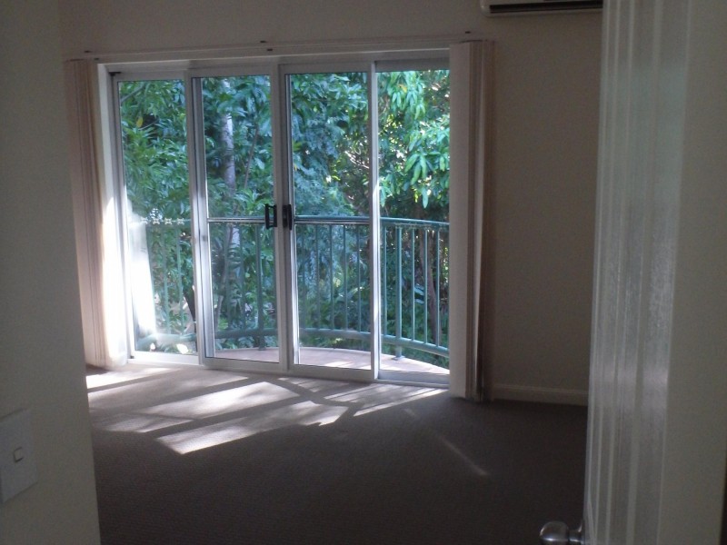 Unit 30/5-15 McGregor, Mooroobool QLD 4870