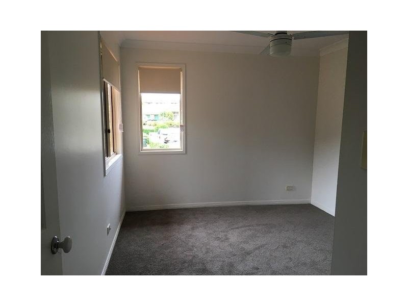 @/152 Palm Meadows Drive, Carrara QLD 4211