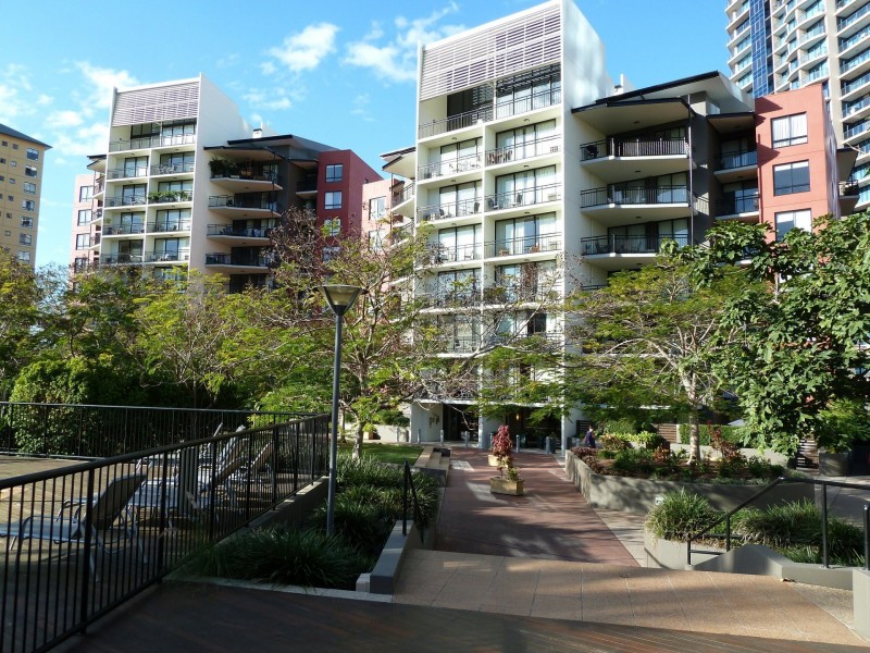 56/15 Goodwin Street, Kangaroo Point QLD 4169