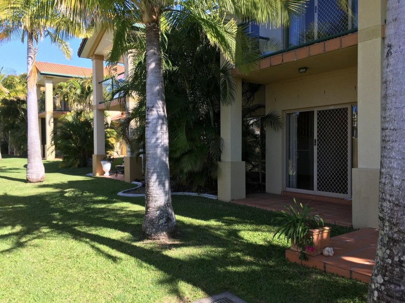 B @/152 Palm Meadows Drive, Carrara QLD 4211