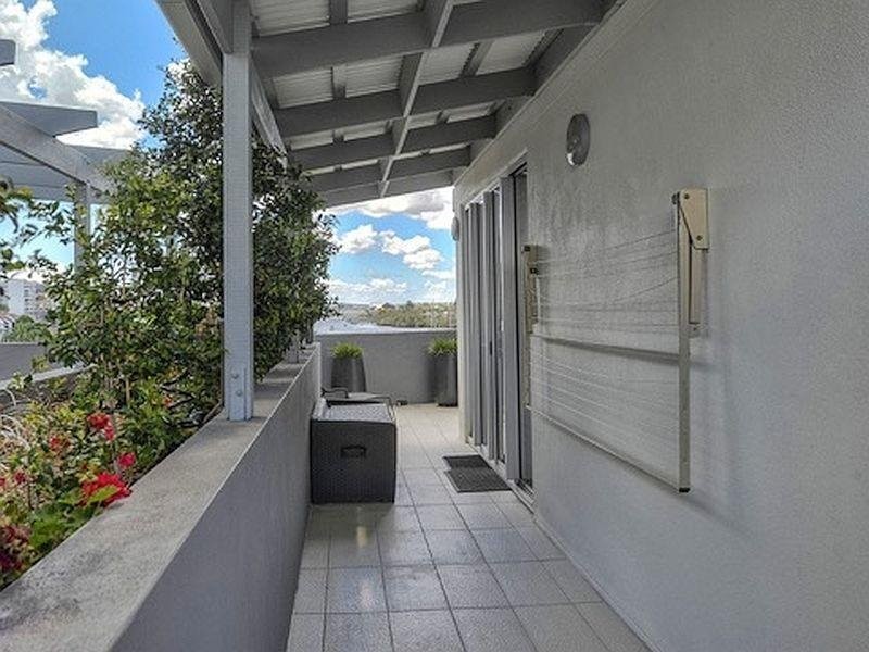 32 Agnes Street, Albion QLD 4010