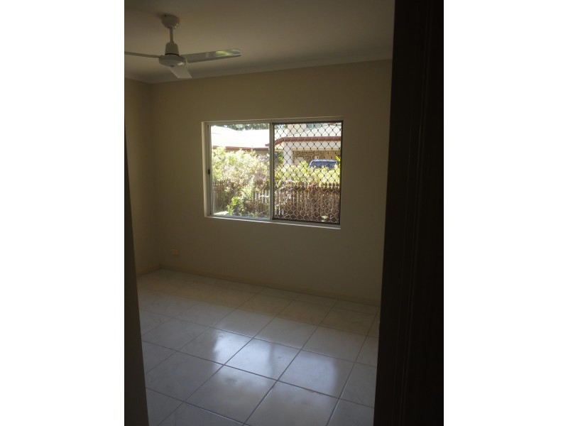 Unit 57/5-15 McGregor St, Mooroobool QLD 4870
