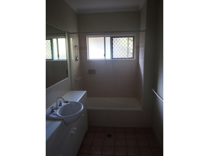 Unit 57/5-15 McGregor St, Mooroobool QLD 4870
