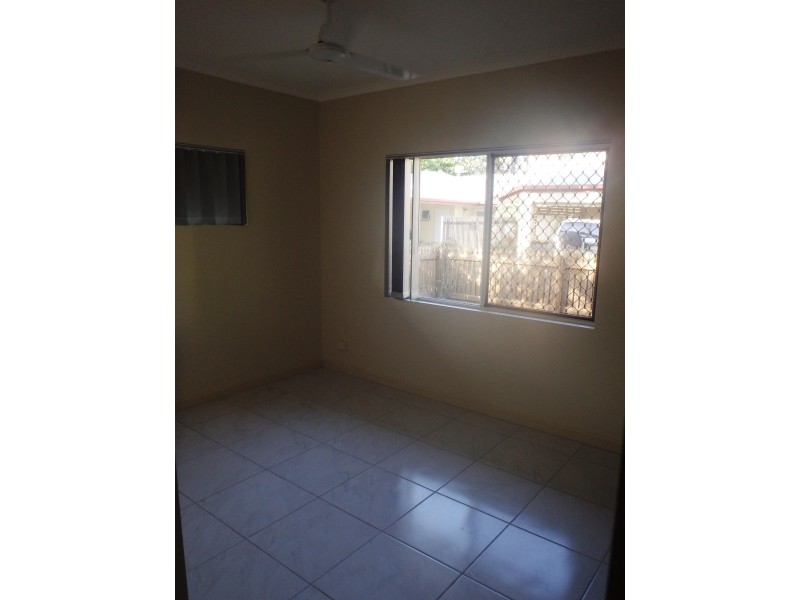 Unit 57/5-15 McGregor St, Mooroobool QLD 4870