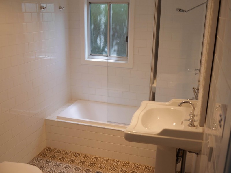 1 Whiteley Street, Wellington NSW 2820