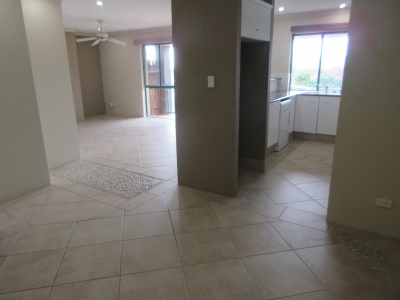 Bilinga QLD 4225