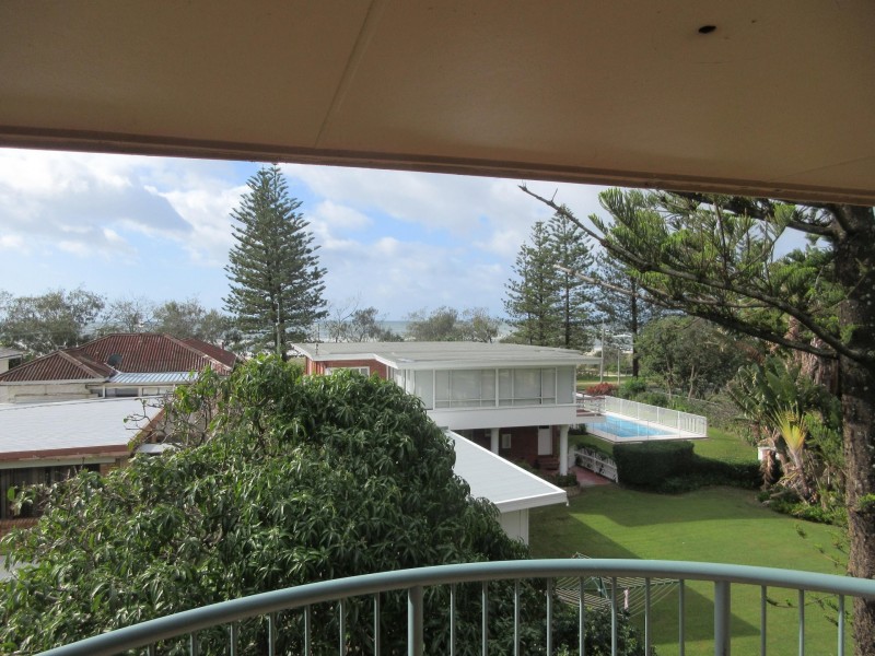 Bilinga QLD 4225