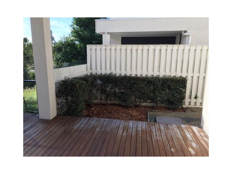 55 Easthill Drive, Robina QLD 4226