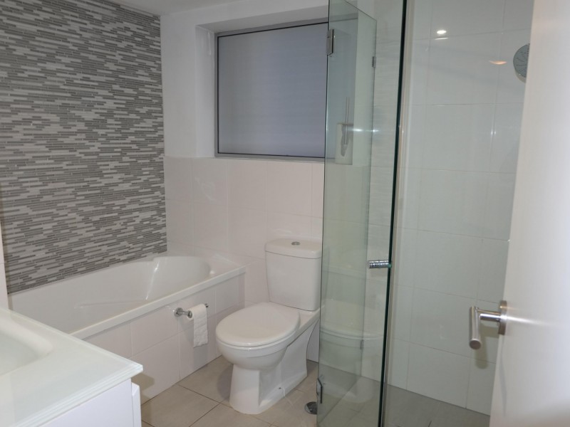 74/21 Cypress Avenue, Surfers Paradise QLD 4217