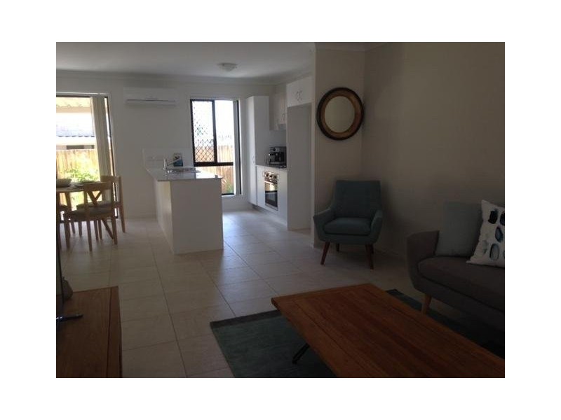 Unit 17/28A River Road, Dinmore QLD 4303