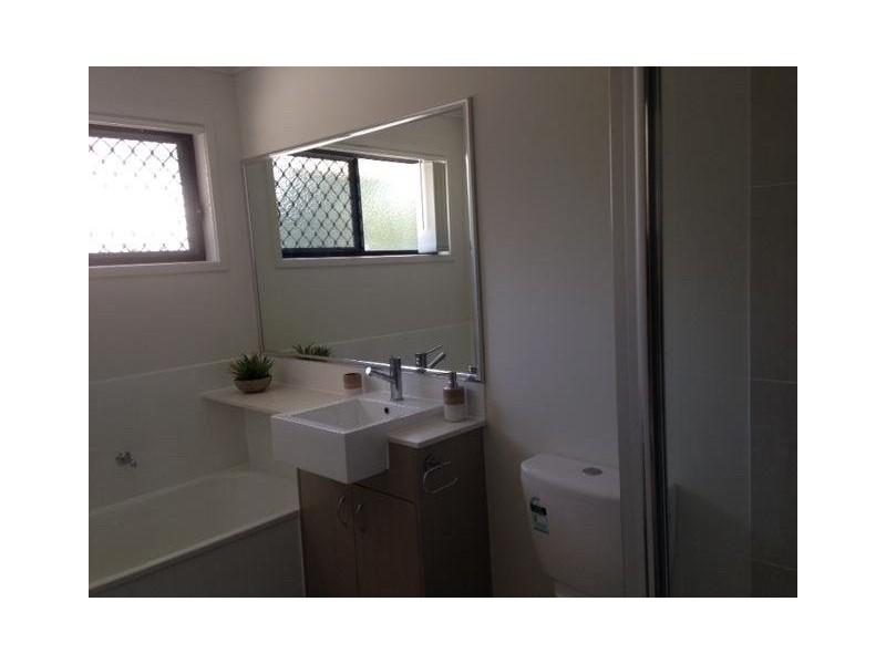 Unit 17/28A River Road, Dinmore QLD 4303