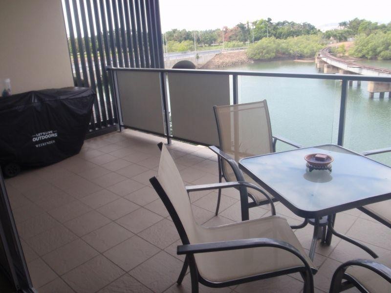 32 Stanley Street, Townsville City QLD 4810